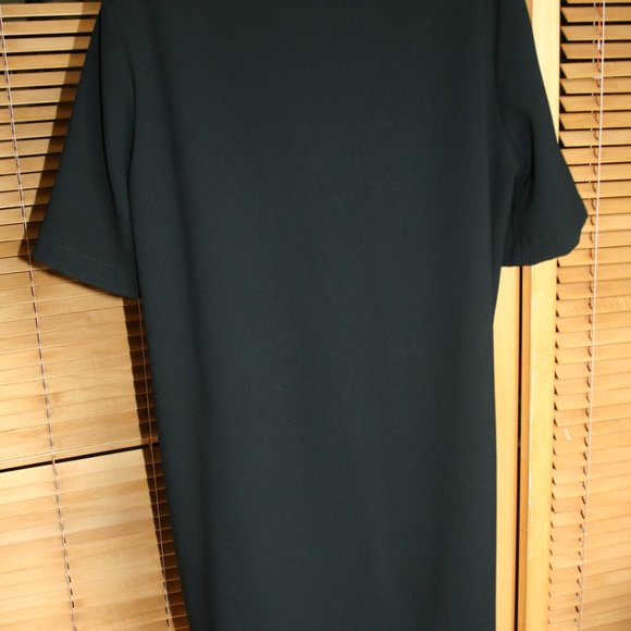 Karen Kane Black Dress w/Drop V Neck with Eyelets and Lace Up Size M - Picture 3 of 10